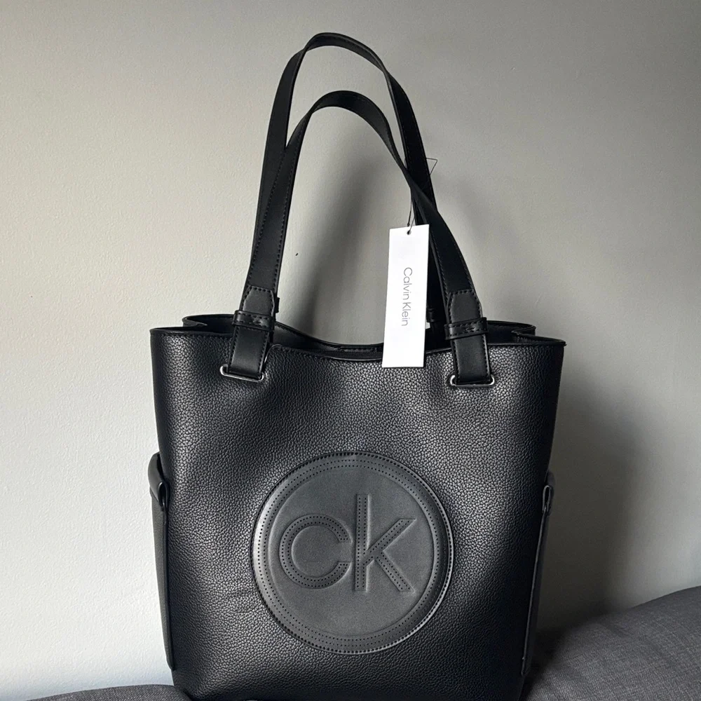Calvin Klein Black Tote Bag Large | Classic Chic Everyday Purse